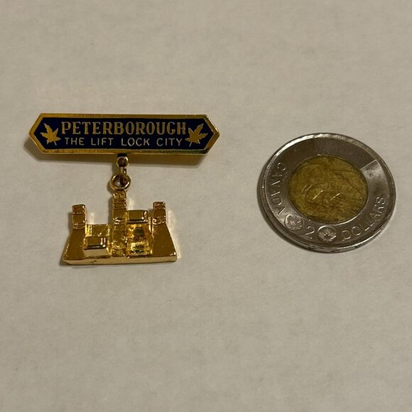 Peterborough The Lift Lock City Pin - Picture 5 of 5